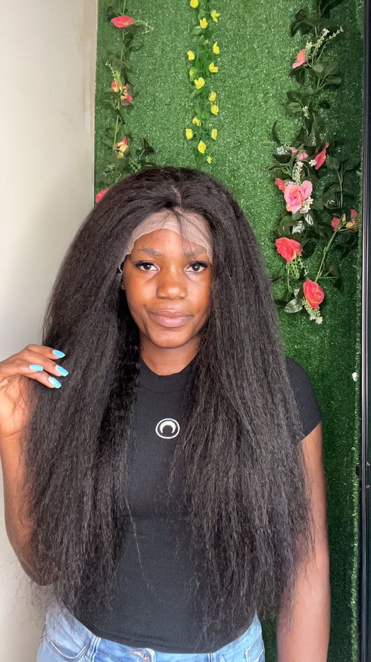 28’Kikny stright 13*4 full frontal wig