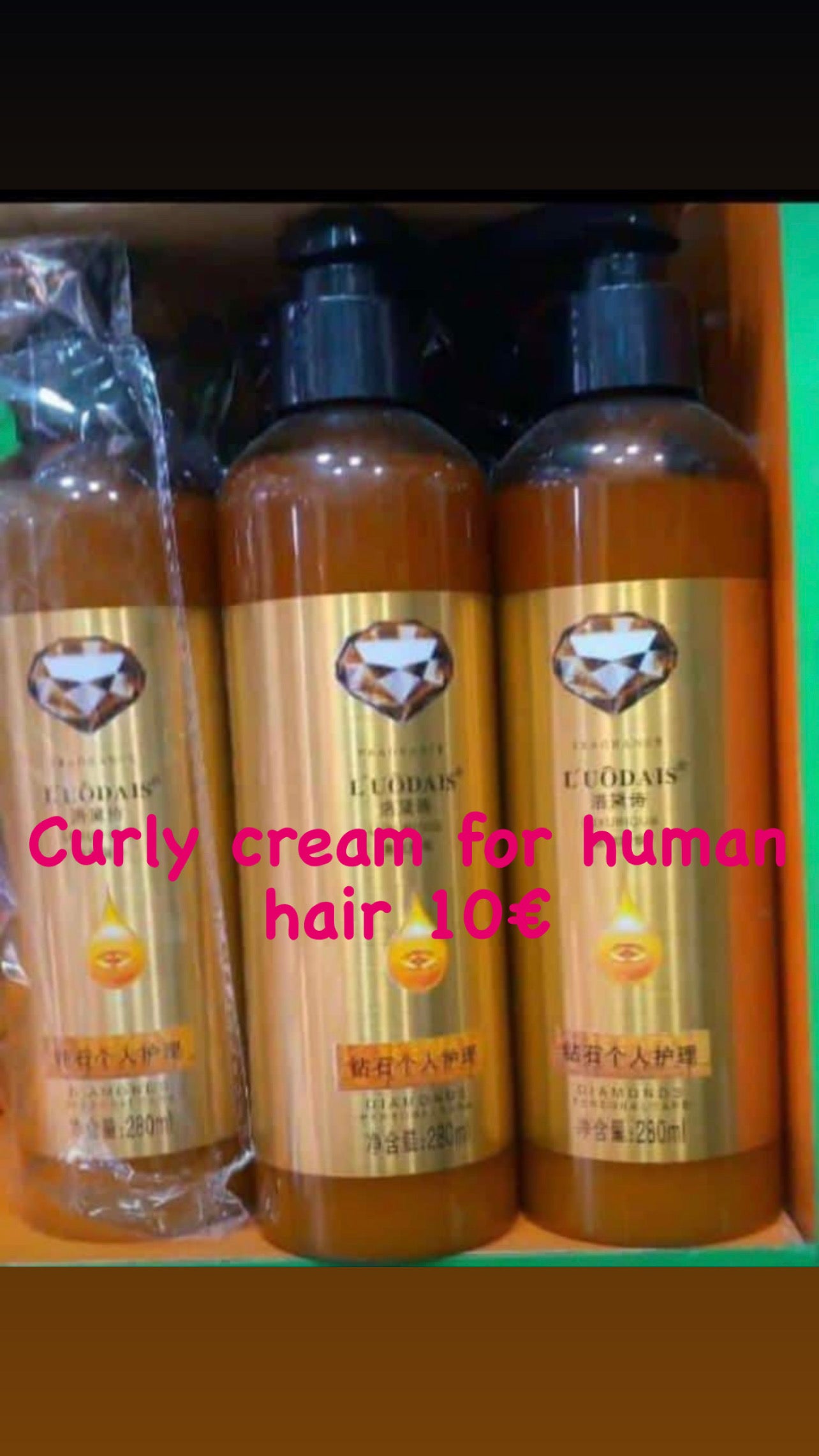 Product for curl hair,big 25€ small 10€