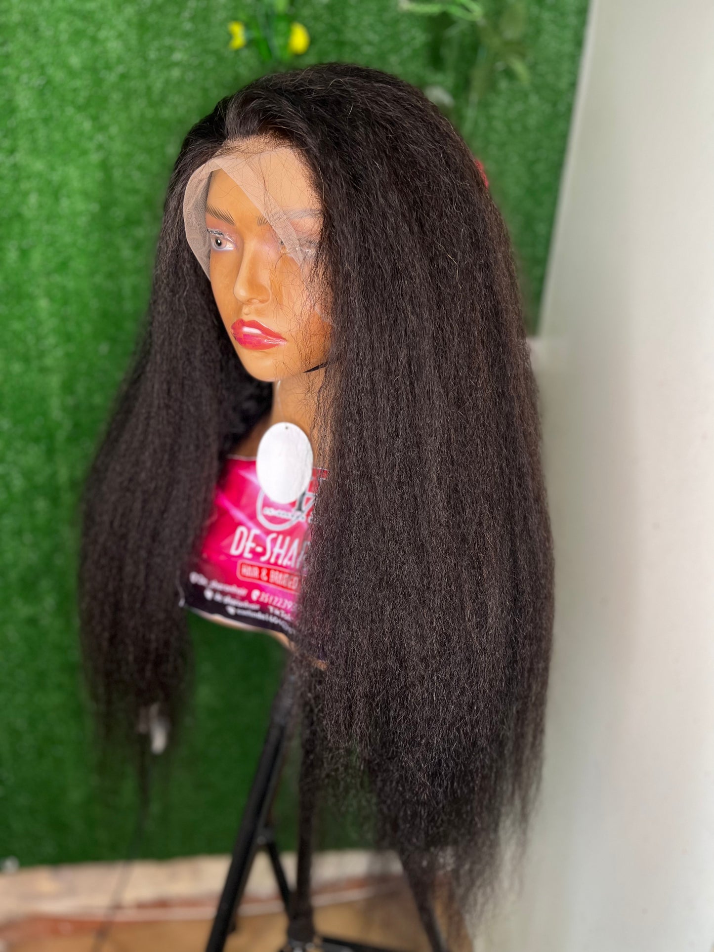 28’Kikny stright 13*4 full frontal wig